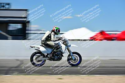 media/Mar-25-2024-Moto Forza (Mon) [[8d4319bd68]]/3-Intermediate Group/Session 4 (Front Straight Speed Pans)/